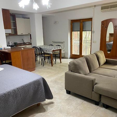 B&B Dionigi โครโตเน ภายนอก รูปภาพ